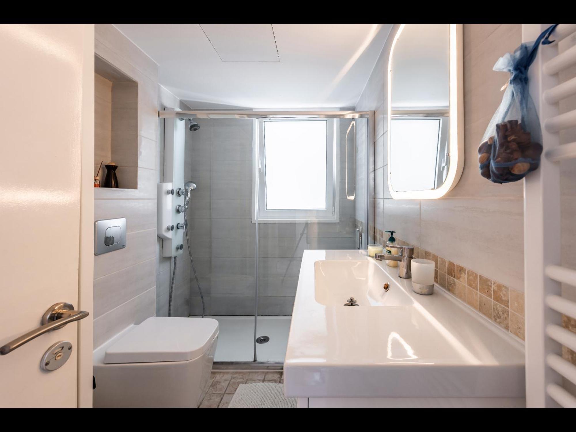 Myria Court Lägenhet Limassol Exteriör bild