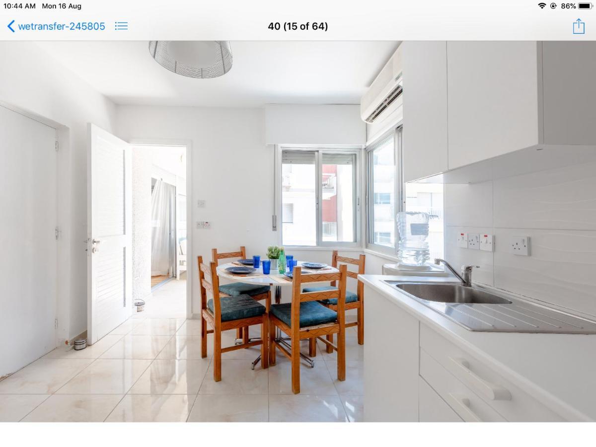 Myria Court Lägenhet Limassol Exteriör bild