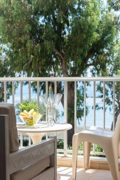 Myria Court Lägenhet Limassol Exteriör bild