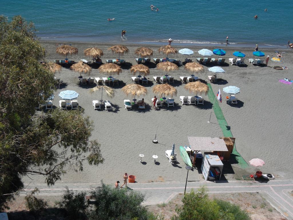 Myria Court Lägenhet Limassol Exteriör bild